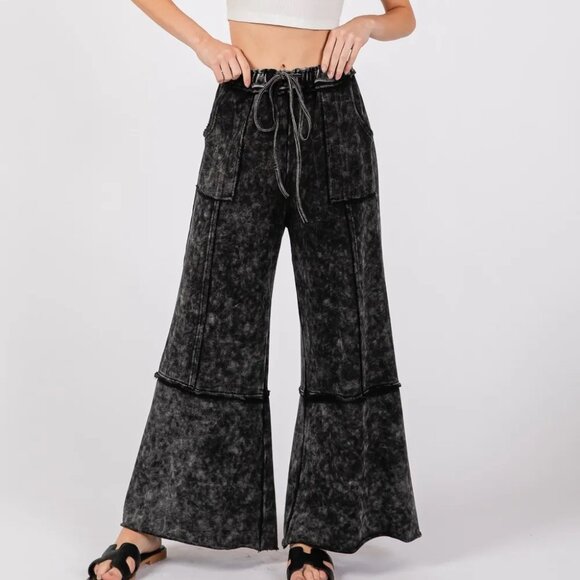 SAGE + FIG Mineral Washed Terry Wide Leg Pants - Picture 1 of 8